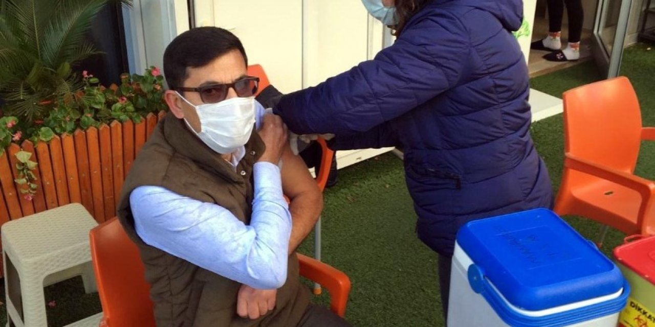 Huzurevi Sakinleri Covid 19 Aşılarını Yaptırdı
