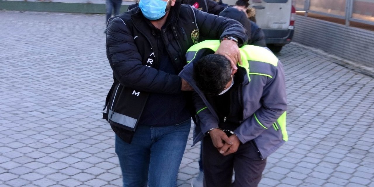 12 Kilo 350 Gram Esrarla Yakalanan Baba-kız Ve Yeğeni Adliyede