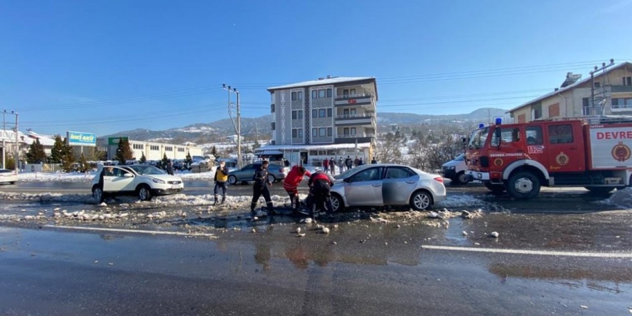 Devrek’te Trafik Kazası: 3 Kişi Yaralandı