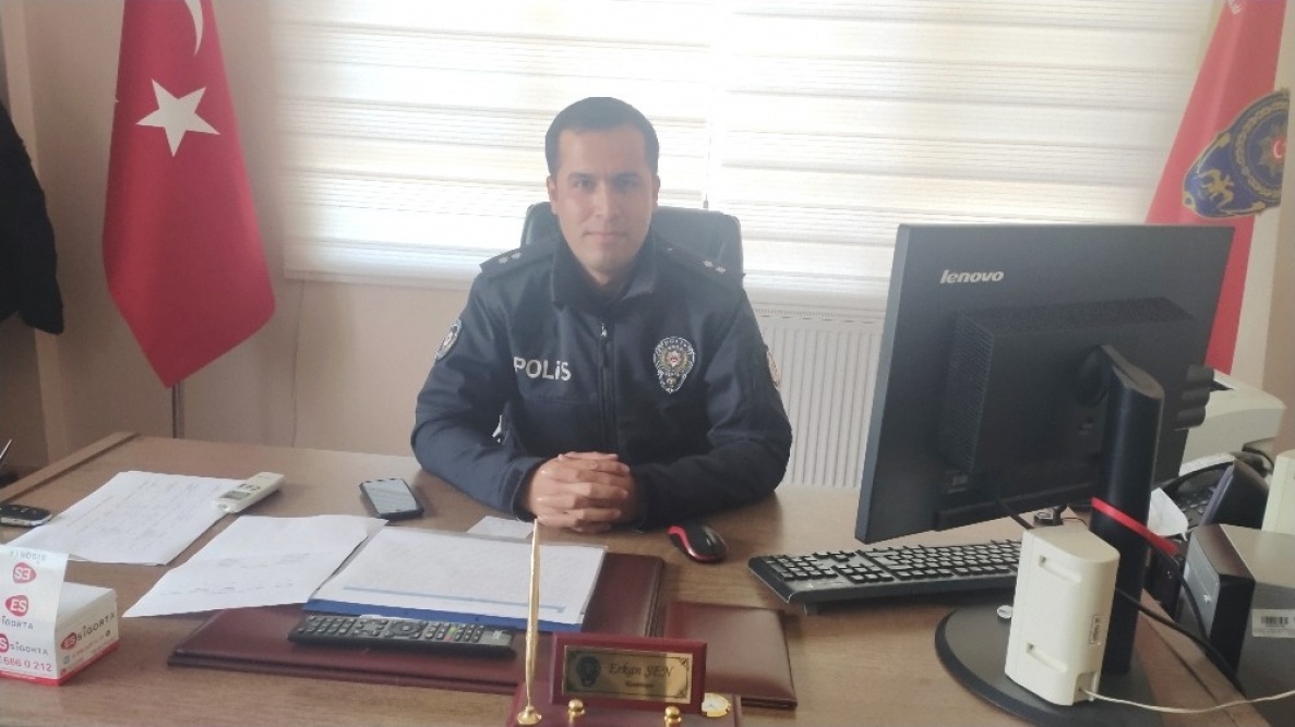 Kütahya’nın Hisarcık İlçe Emniyet Amirliğine atanan Erkan Şen görevine başladı