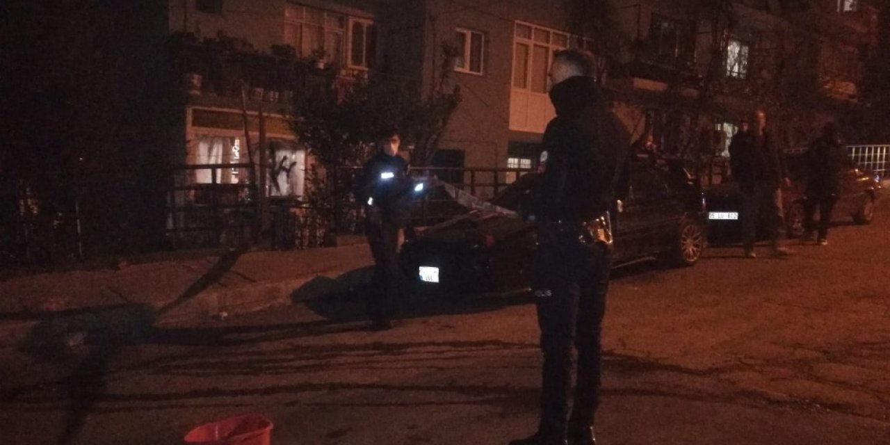 İzmir’de Silahlı Kavga: 1’i Kadın 4 Yaralı