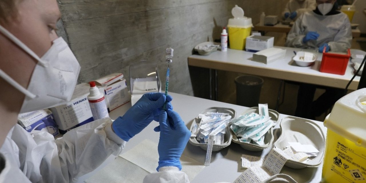 Almanya’da Son 24 Saatte Korona Virüsten Bin 13 Ölüm