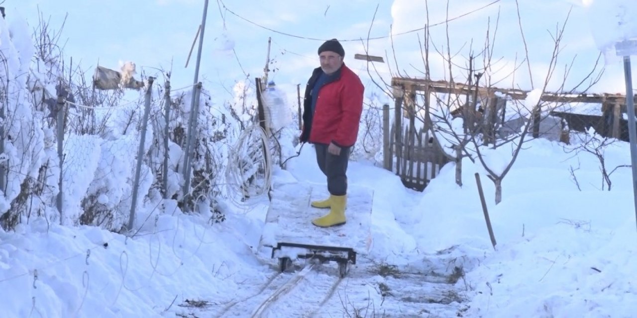 Bursa’da Sevdiği Kadın İçin Dağa 70 Metrelik Teleferik Yaptı
