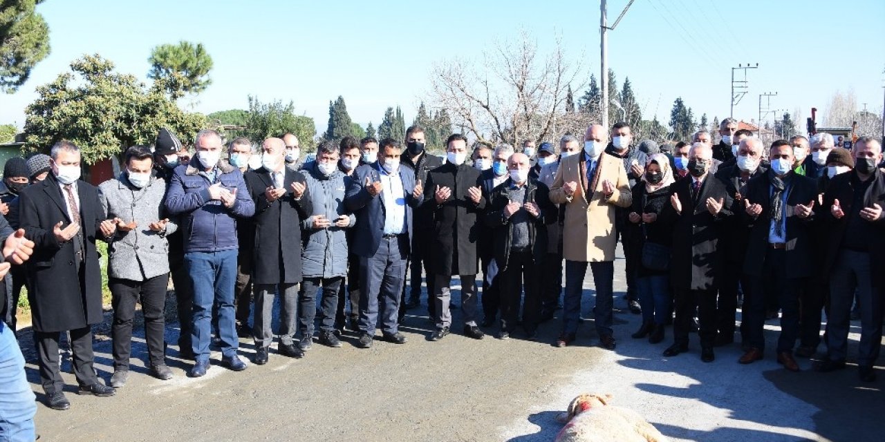 Salihli’de 16 Kilometrelik Beton Yol Dualarla Açıldı