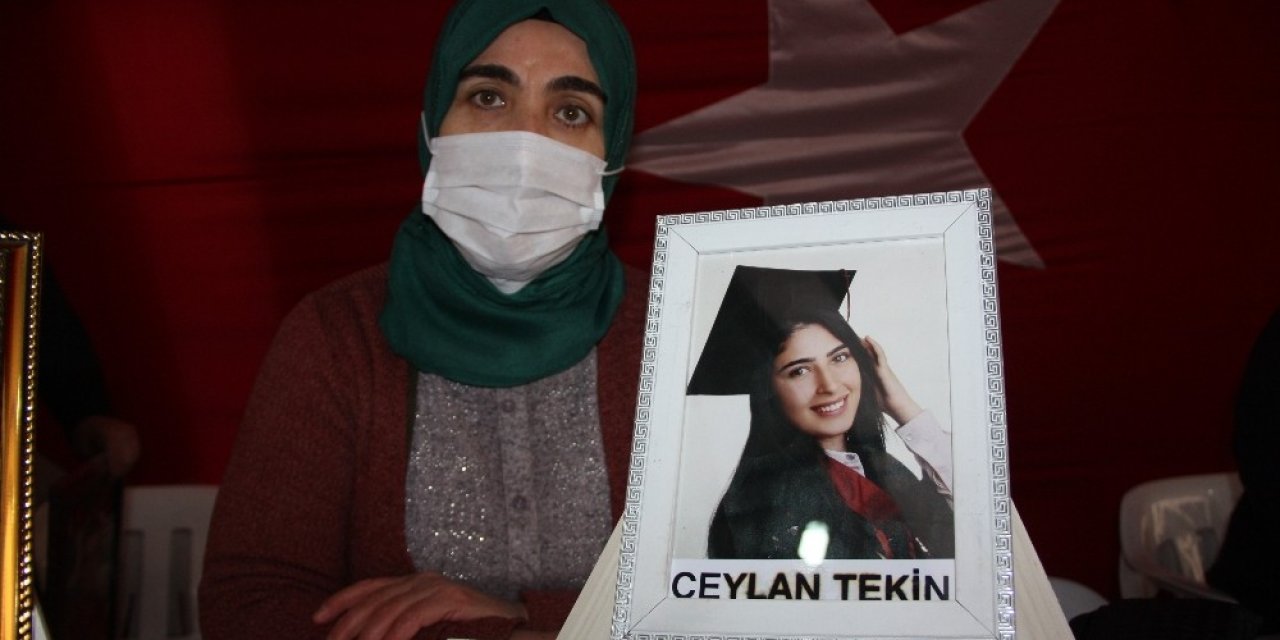 Dondurucu Soğukta Evlatlarının Yolunu Gözlemeye Devam Ediyorlar