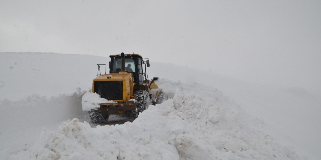 Muş’ta 95 Köy Yolu Ulaşıma Açıldı