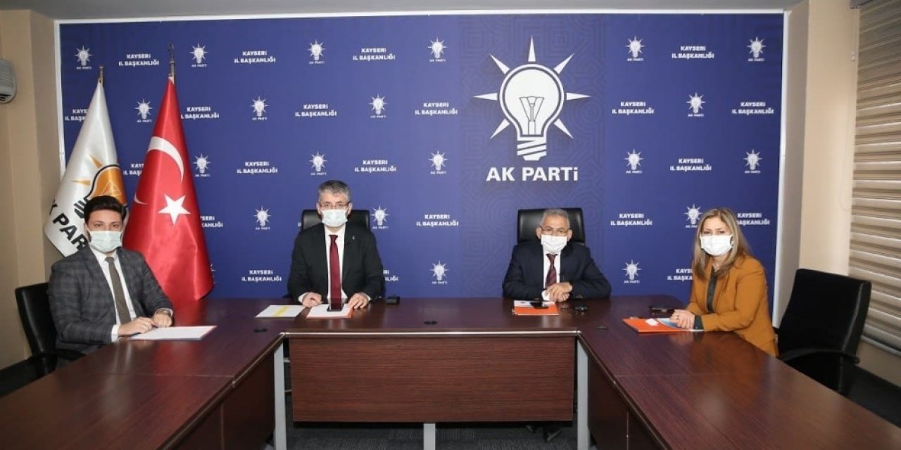 Başkan Büyükkılıç, Ak Parti Genişletilmiş İl Başkanları Toplantısı’na Katıldı