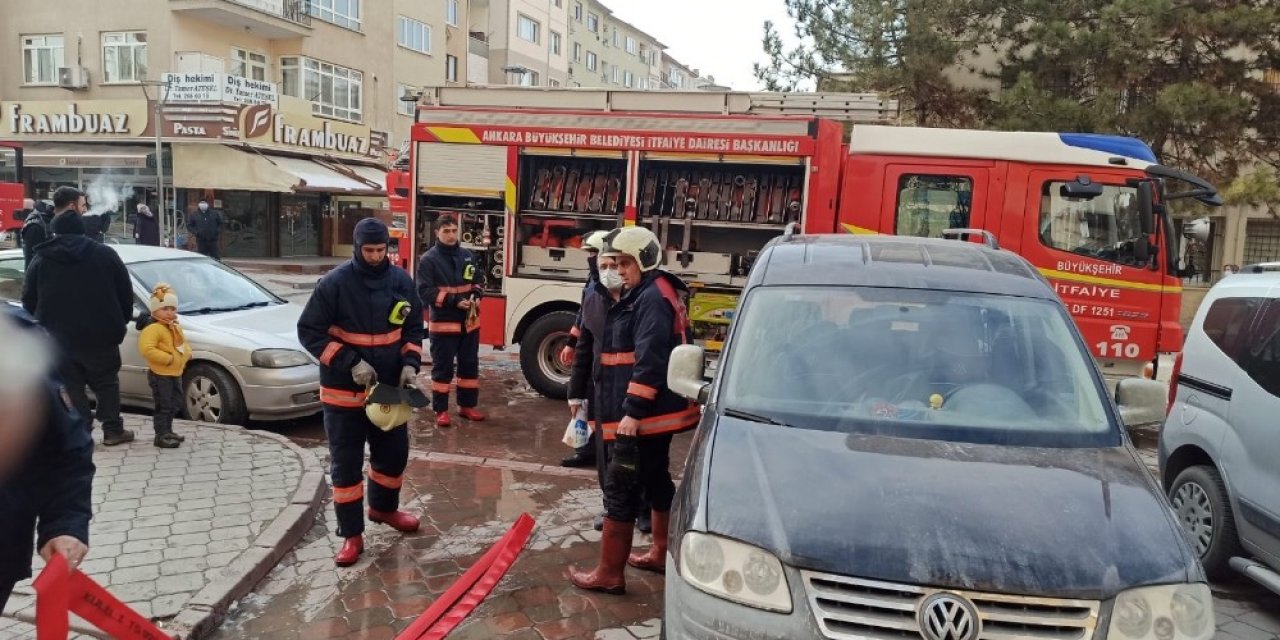 Başkent’te Yangında Bir Daire Kullanılamaz Hale Geldi
