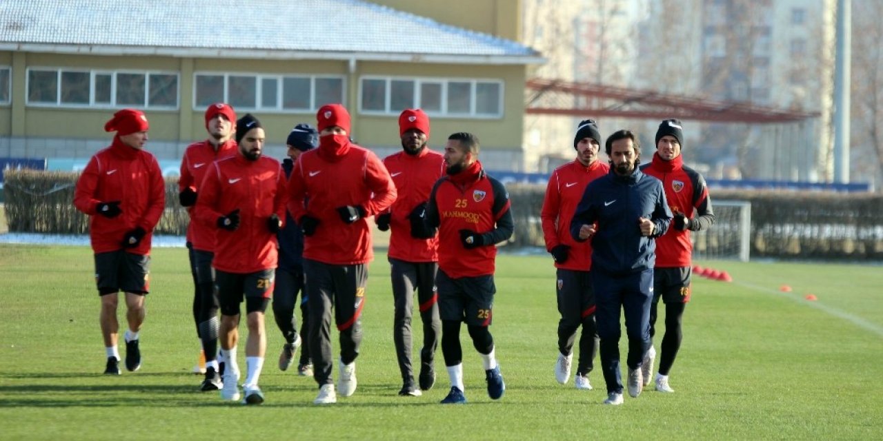 Dan Petrescu: "fenerbahçe Büyük Bir Takım"