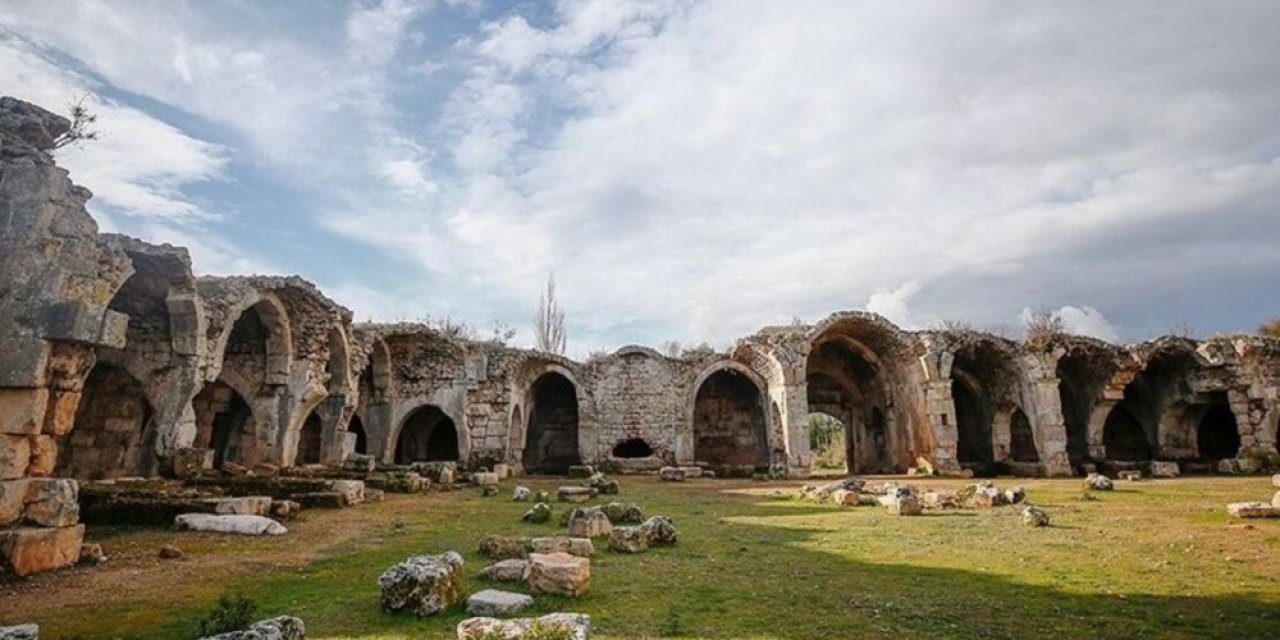 Tarihi Kargıhan Manavgat Belediyesi’ne Devredildi