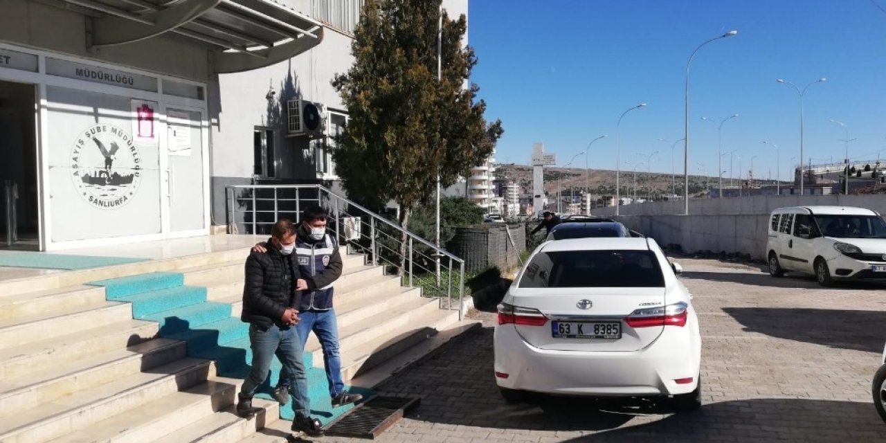 Polis Hırsızı 250 Saatlik Kamera Kaydını İnceleyerek Yakaladı