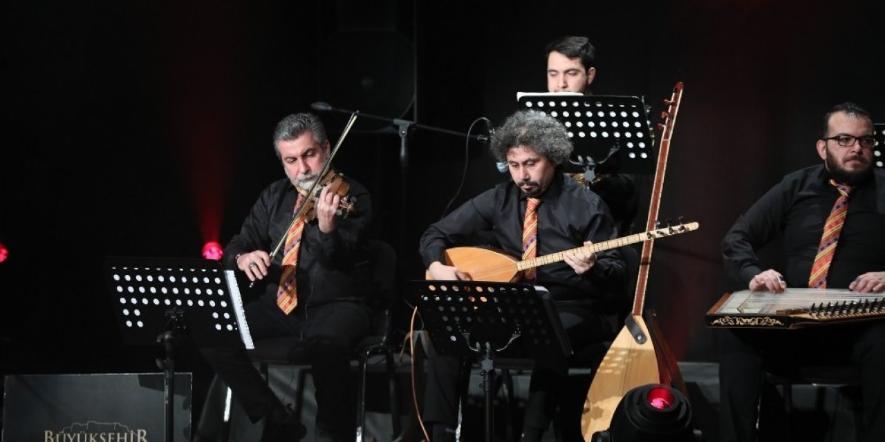 Şehitkamil Türkülerle Anıldı