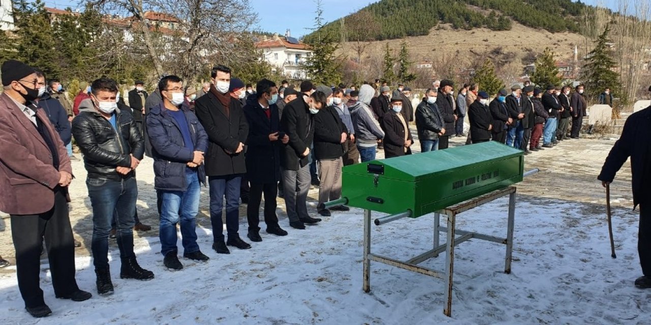 Vefat Eden Şehit Annesi Son Yolcuğuna Uğurlandı