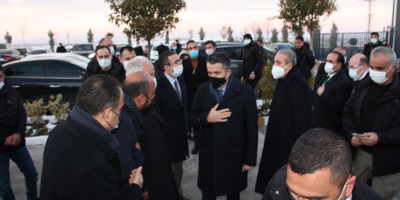 Tarım Ve Orman Bakanı Pakdemirli, Diyarbakır’da Et Entegre Tesisinin Açılışını Yaptı