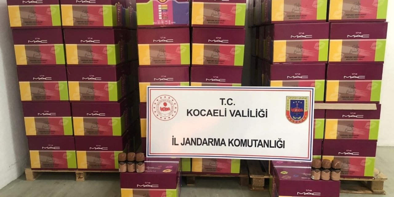 Kocaeli’de 150 Bin Tl Değerinde Sahte Deodorant Ele Geçirildi