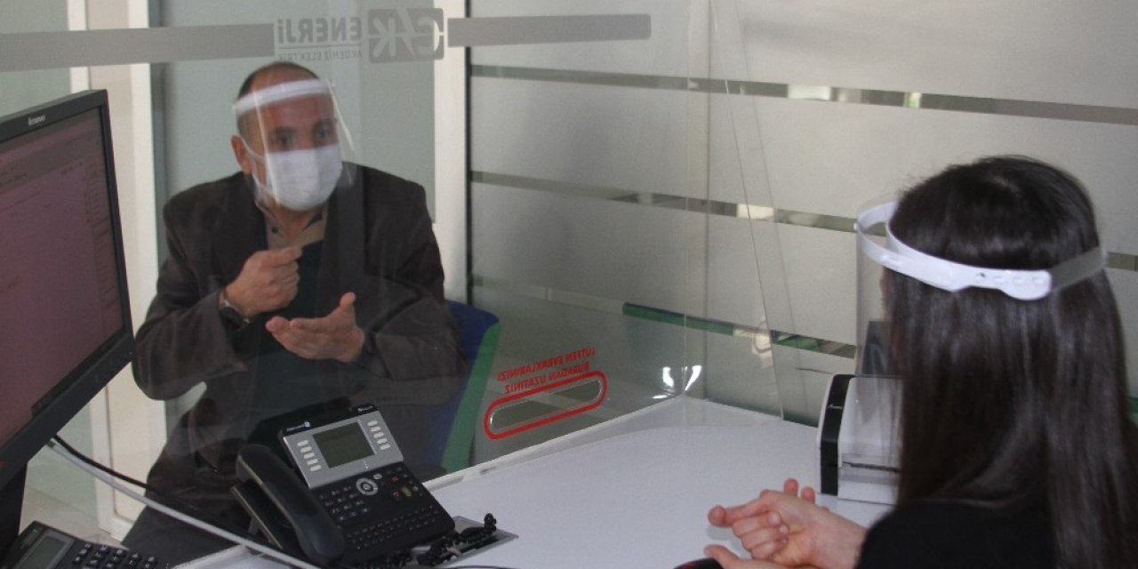 Ck Enerji Akdeniz Elektrik’ten Mühim’lerde ‘işaret Dili’ İle Hizmet