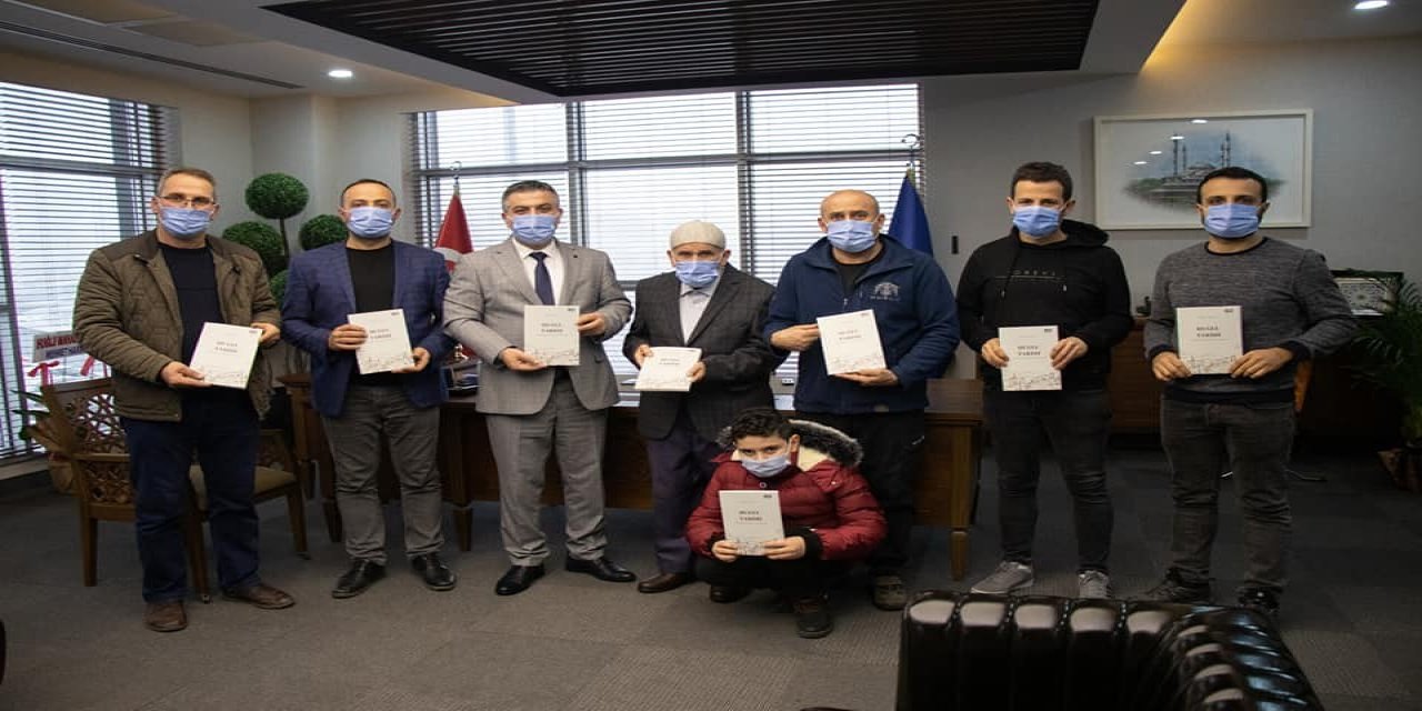 80 Yaşında Kitap Hayaline Kavuştu