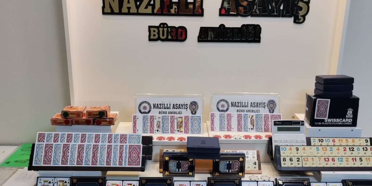 Geçen Hafta 4 Kişinin Yakalandığı Ev Görünümlü Kumarhanede Bu Hafta 14 Kişi Yakalandı