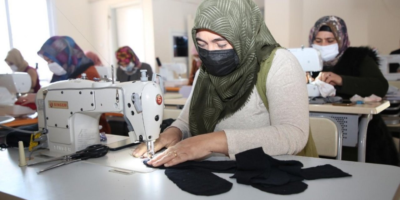 Akdeniz Belediyesinin Kültür Ve Sanat Evlerinde Yeni Dönem Başladı