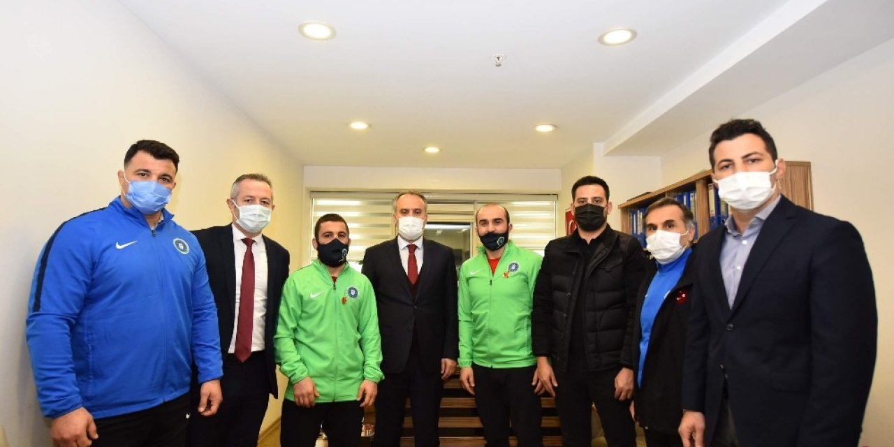 Bursa’nın Minderdeki Gururları
