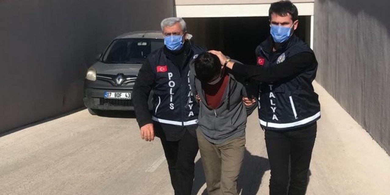 Yaşlı Kadını Altın Ve Parası Vardır Diye Öldürmüşler