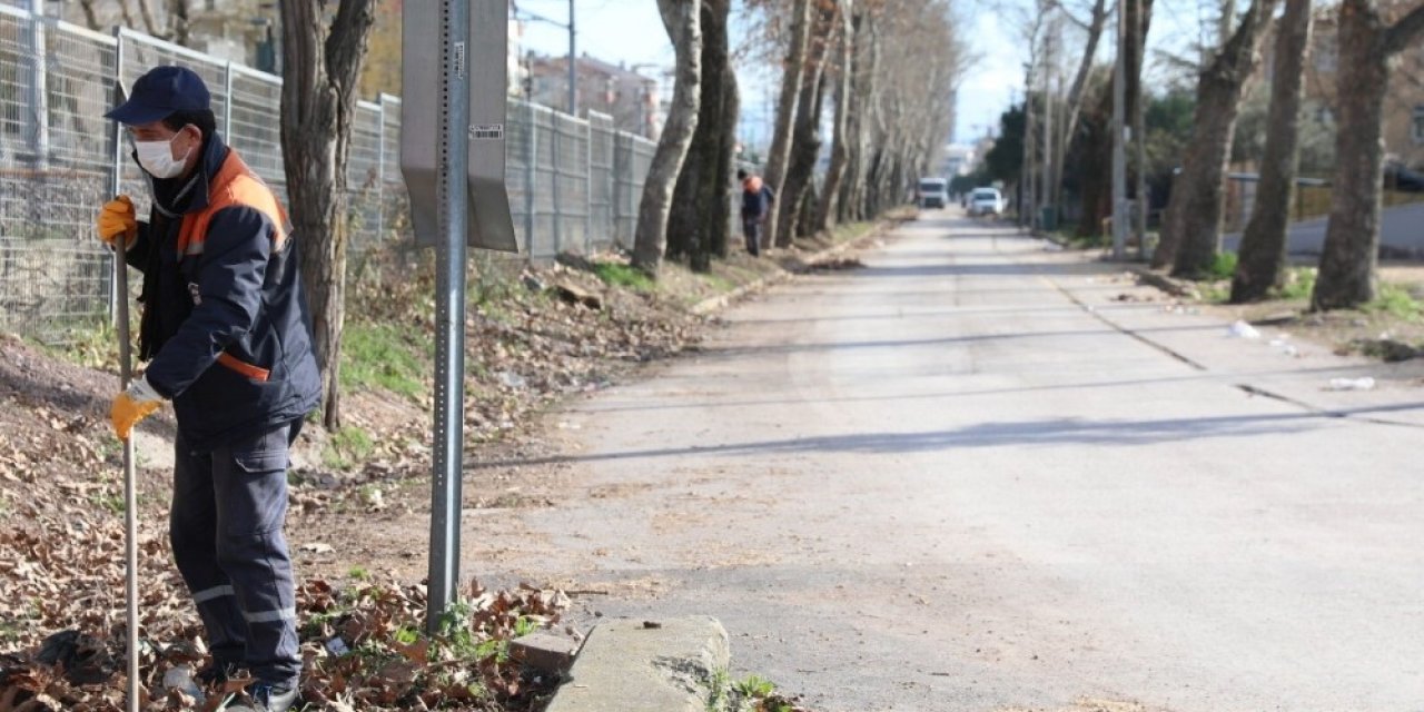 Körfez’de Hafta Sonu Temizlik Mesaisi
