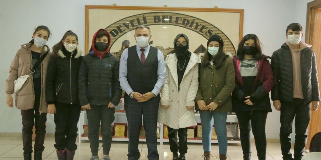 Kayak Kulübü Sporcularından Mehmet Cabbar’a Ziyaret