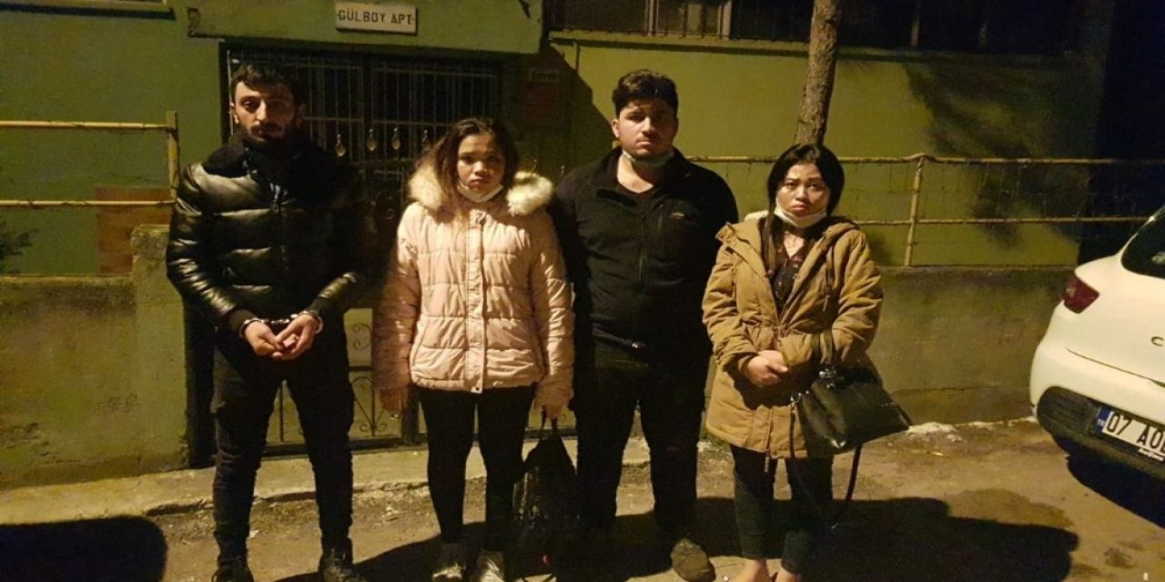 Yabancı Uyruklu Masör Kadınların Otelin Bahşiş Kutusunu Soyduğu İddiası