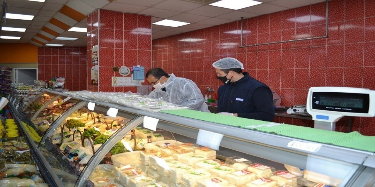 Sultanbeyli’deki Gıda Denetimlerinde 75 İşletmeye 557 Bin Lira Ceza Kesildi