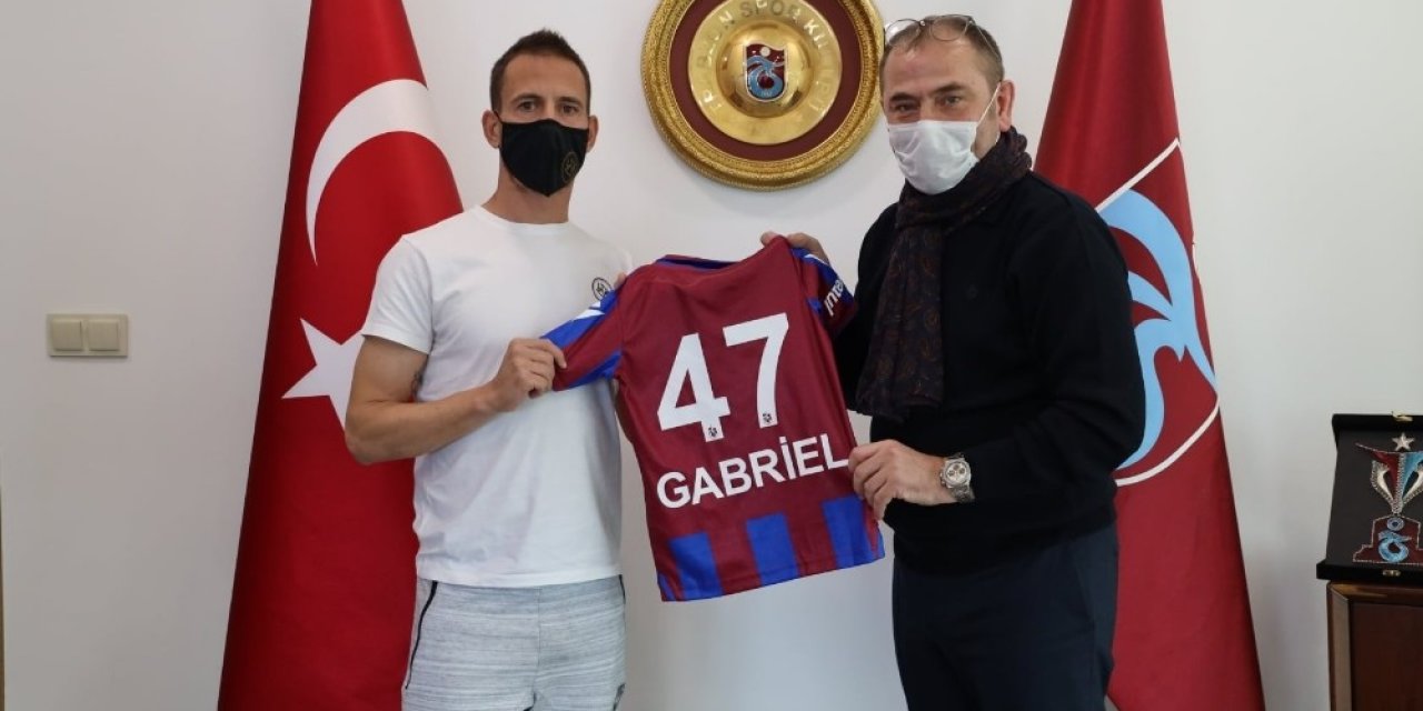Trabzonspor’dan Pereira’ya Teşekkür Plaketi