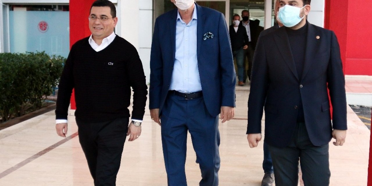 Mustafa Yılmaz’ın Antalyaspor A.ş. Genel Kurulu Öncesi Yoğun Görüşme Trafiği