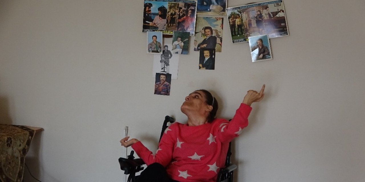 46 Yıllık Orhan Gencebay Hayranlığı Engel Tanımadı