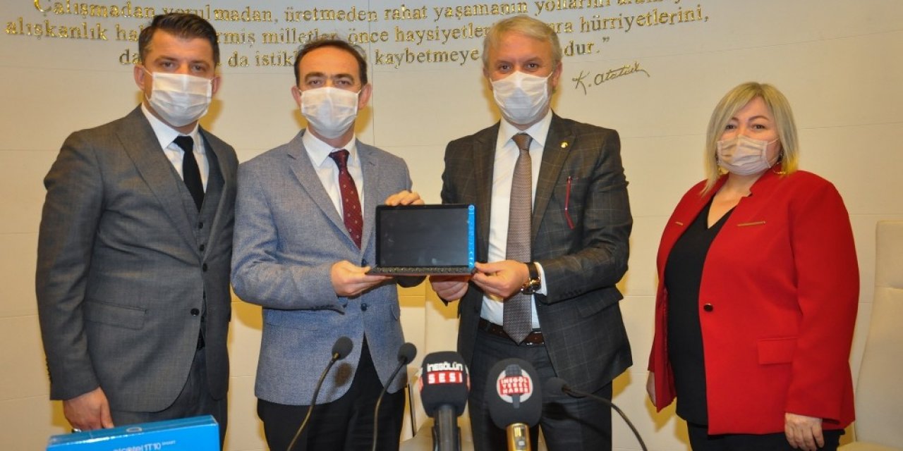 İ̇tso’dan Öğrencilere Tablet Desteği