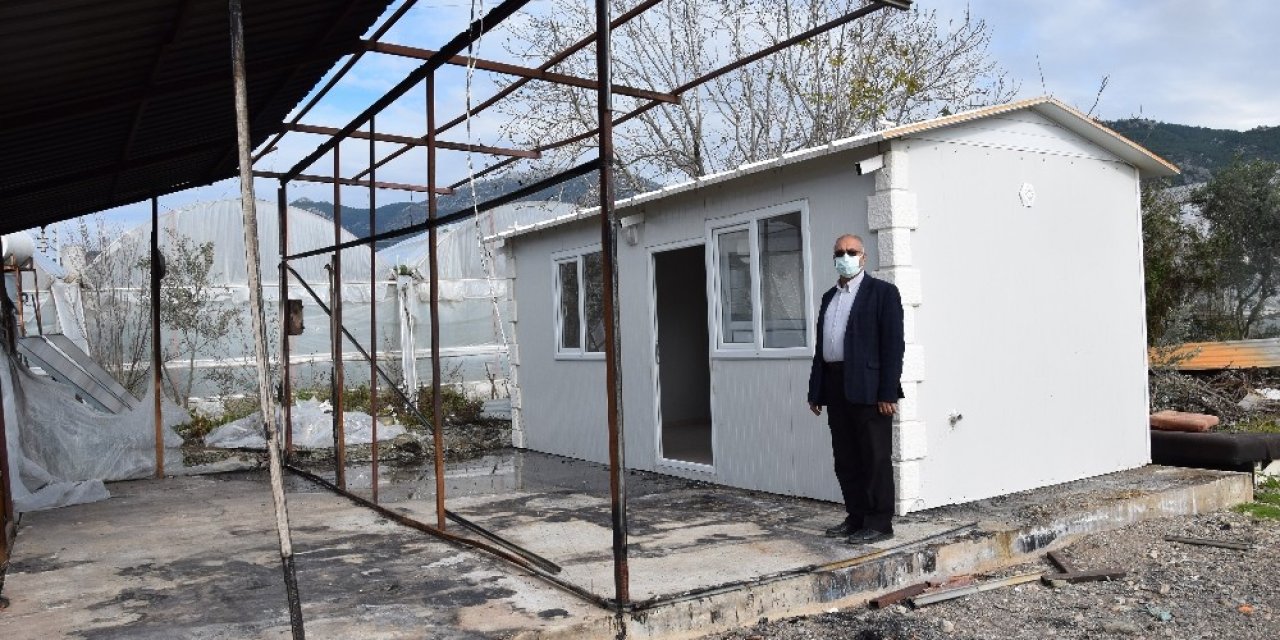 Evi Yanan Nadiye Teyzeye Konteyner Ev