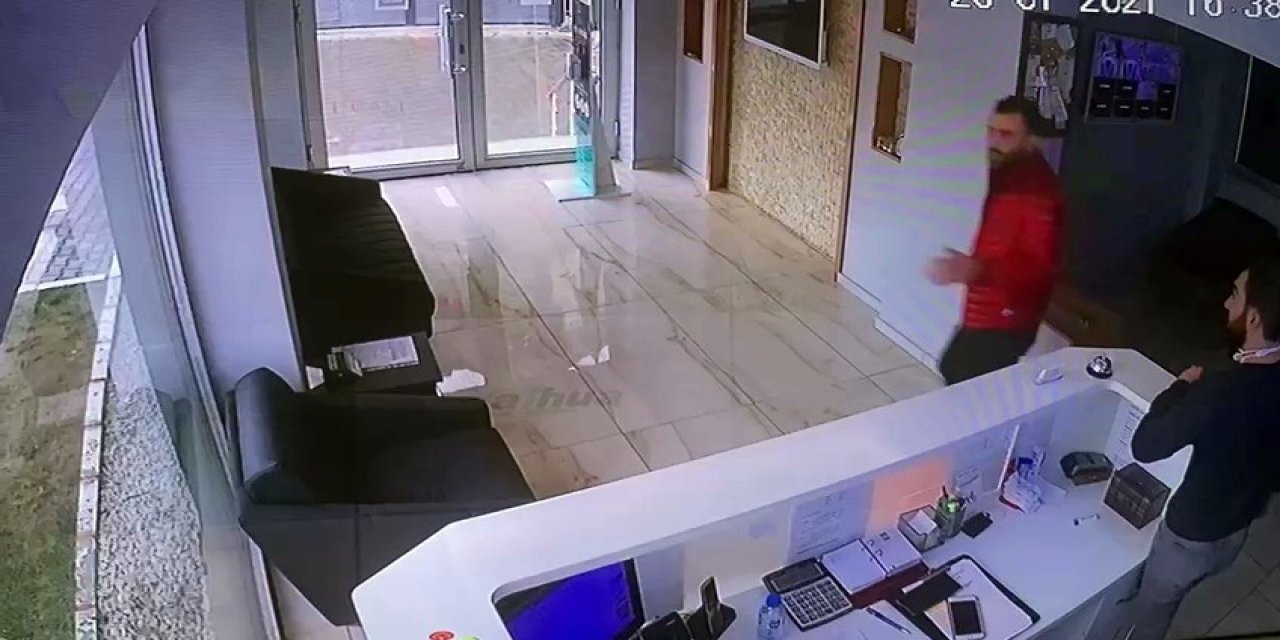 Sonik Patlamada Dışarı Çıkan Vatandaşların Panik Anları Kamerada