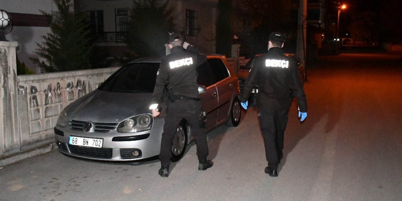Aksaray’da Mahalle Ve Sokaklar Bekçilerin Denetiminde
