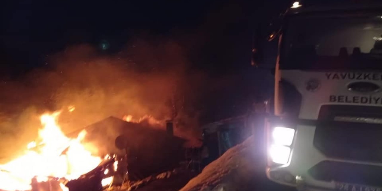 Yangın Uykuda Yakaladı