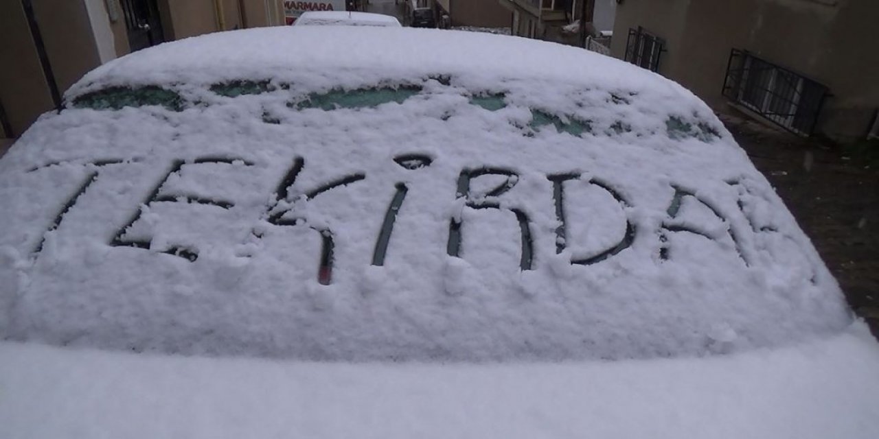 Meteorolojinin Turuncu Kodla Uyardığı Tekirdağ’da Kar Etkili Oluyor