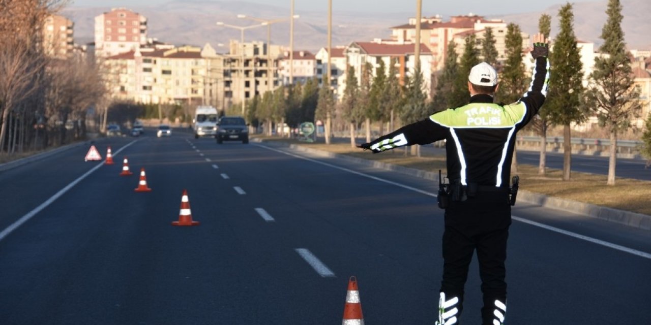 Nevşehir’de 2020 Yılında 4 Bin 759 Araç Sürücüne Ceza Yazıldı