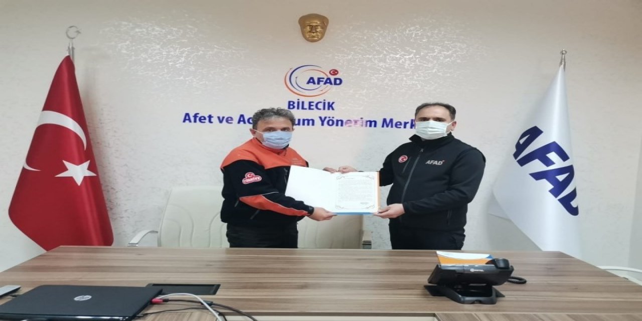 İ̇zmir Valisi Köşger’den Bilecik Afad Personeline Teşekkür Mektubu