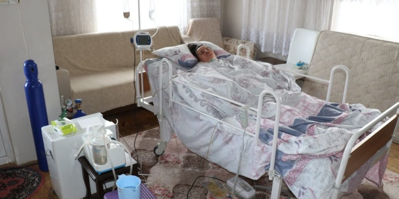 Doğumda İki Kez Kalbi Duran Kadın Hayata Döndürüldü Ancak Yatağa Bağımlı Hale Geldi