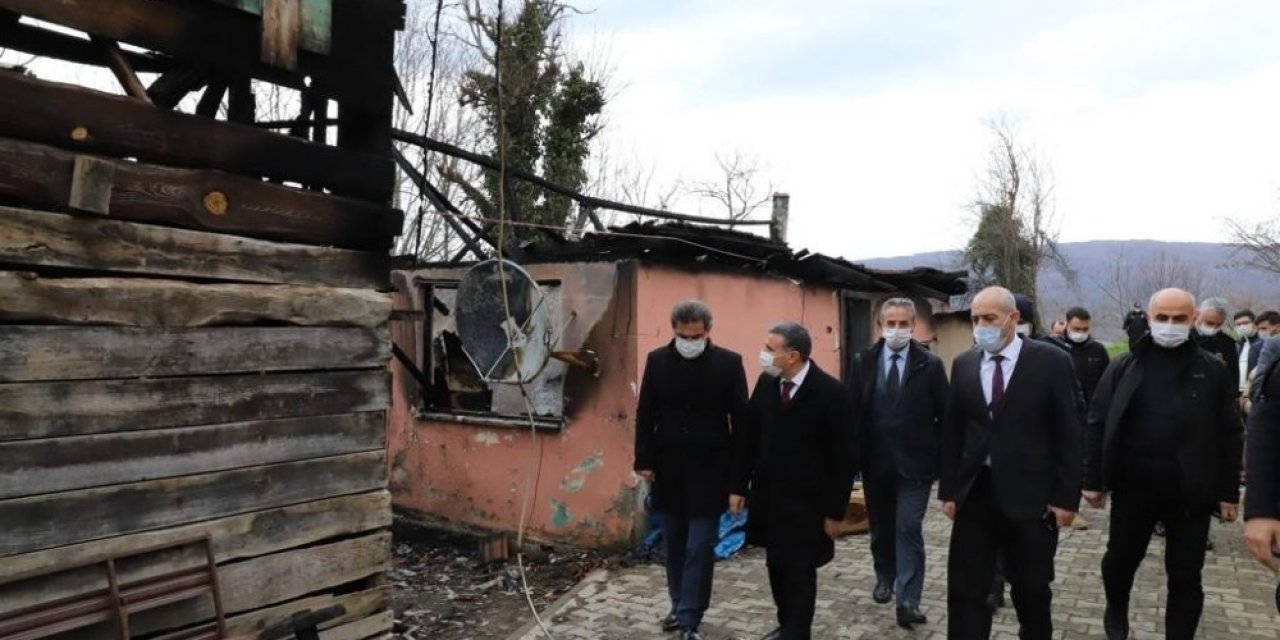 Vali Atay’dan Evi Yanan Vatandaşa Geçmiş Olsun Ziyareti