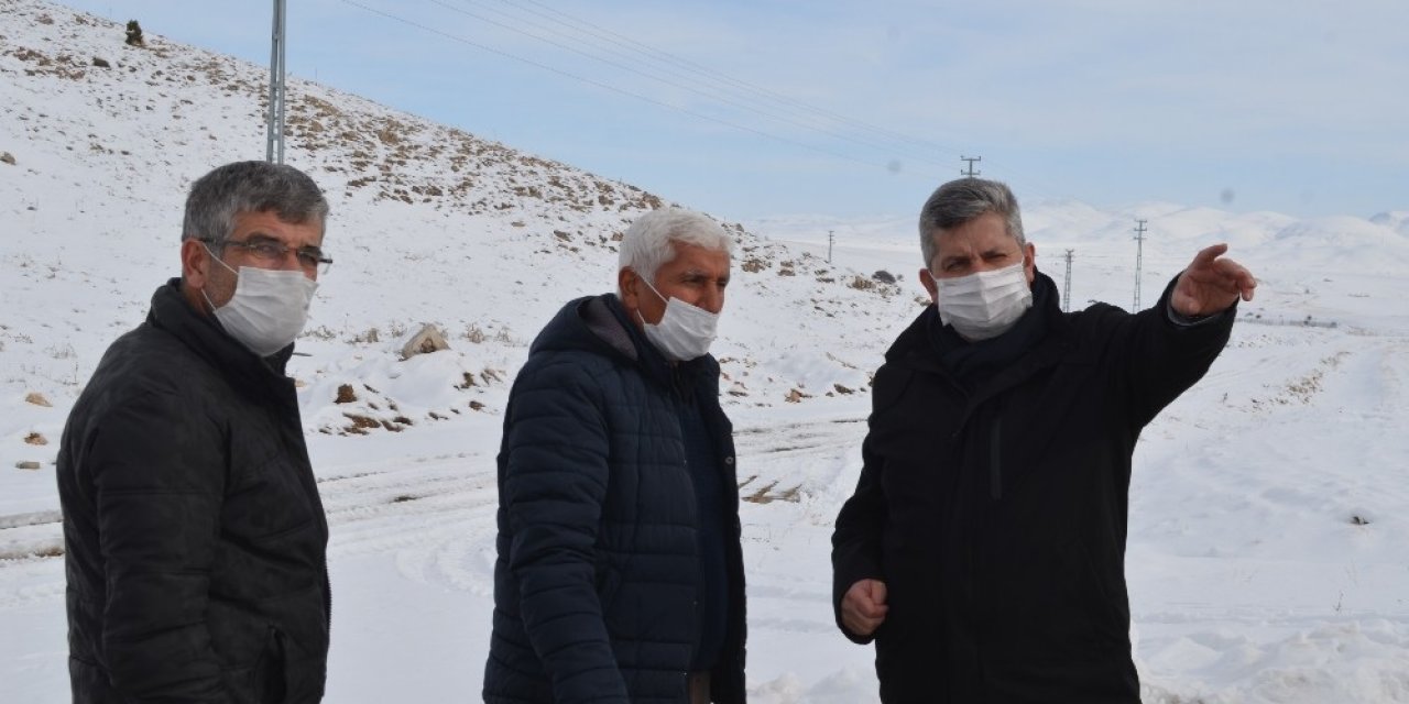 Başkan Altun Akçatı Ve Emirören Mahallelerini Ziyaret Etti