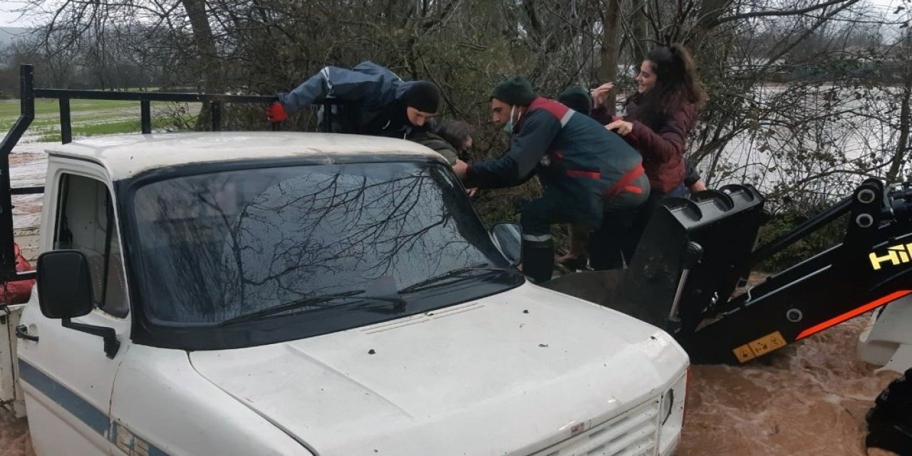 Menteşe’ye 24 Saatte 94.3 Kg Yağış Düştü