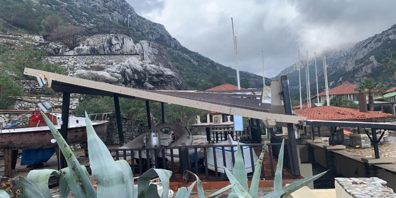 Marmaris’teki Fırtınadan En Çok Çiftlik Koyu Zarar Gördü