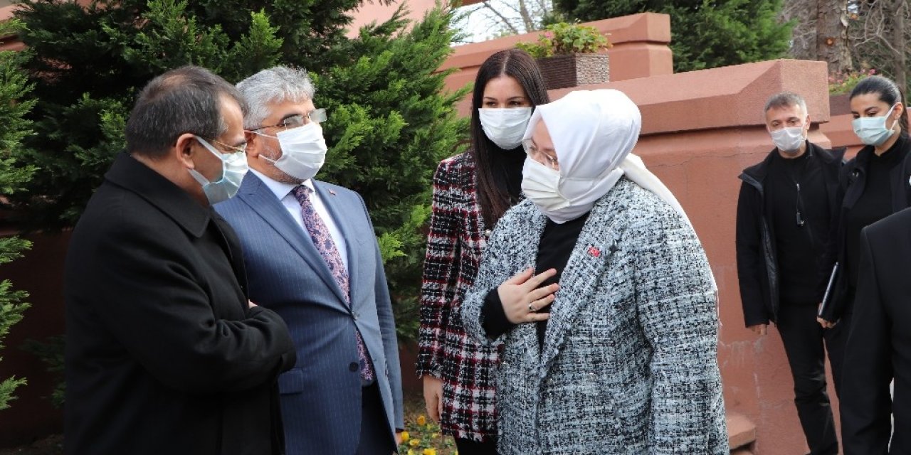 Bakan Zehra Zümrüt Selçuk Samsun’da