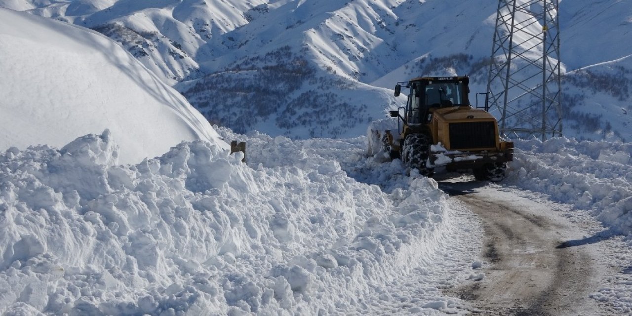 Muş’ta 71 Köy Yolu Ulaşıma Kapandı