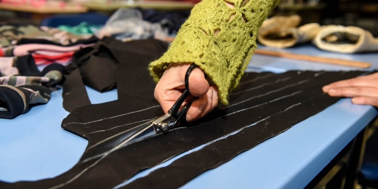 Can Dostların Moda Atölyesi