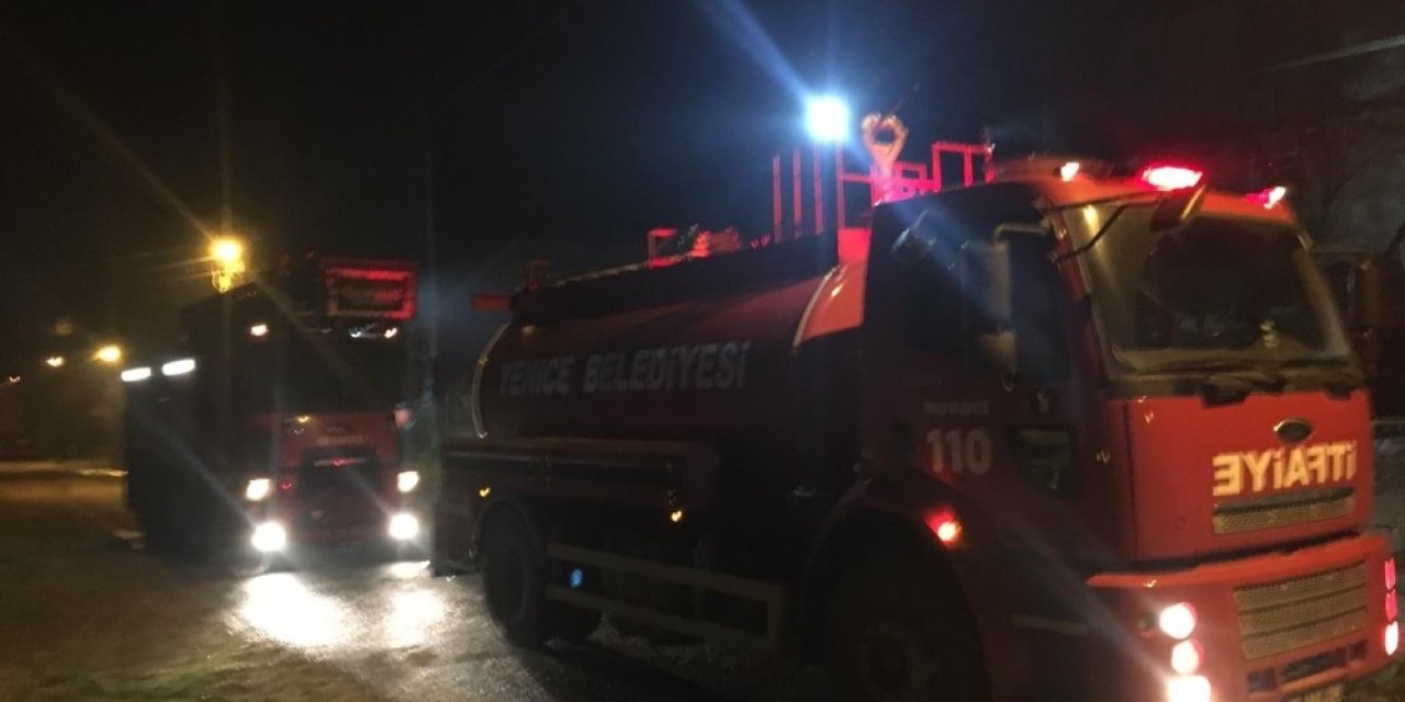 Karabük’te İki Katlı Ahşap Ev Alevlere Teslim Oldu