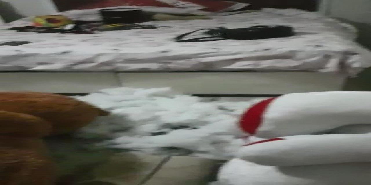 Girdiği Evi Savaş Alanına Çevirdi, 150 Bin Lira Ve Ziynet Eşyası Çaldı